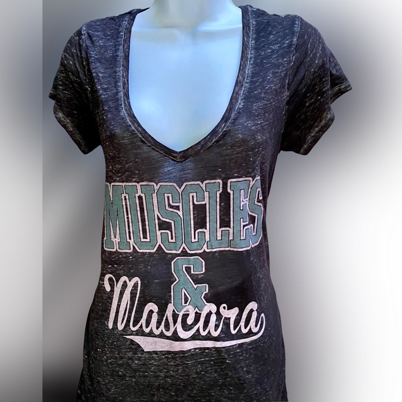 Chin Up Apparel Tee – “Muscles & Mascara” Sz XL, Super Soft - NWOT - Picture 2 of 5